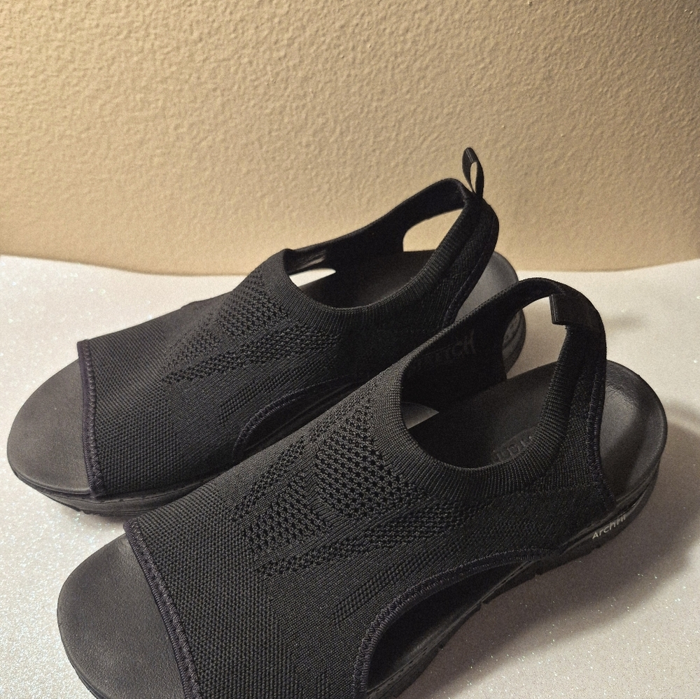 Sketchers Women's Black City Catch Arch Fit Stretch Pull On Sandals Size 9 - Picture 7 of 7